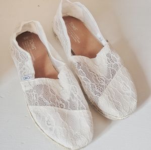 Lace Toms